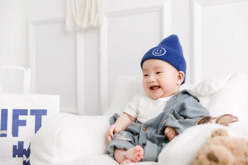 石河子宝宝多久开始攒肚 石河子宝宝多久开始攒肚